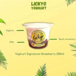 Yoghurt Strawberry Signature 200ml