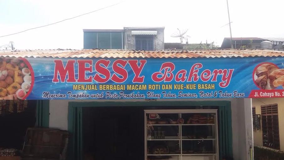 Messy Bakery, Medan