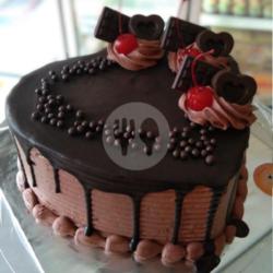 Kue Tart Blackforest Love .uk 17cm