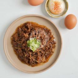 Ala Carte  Beef Onion Sauce With Onsen Egg