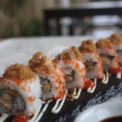 Aburi Salmon Roll