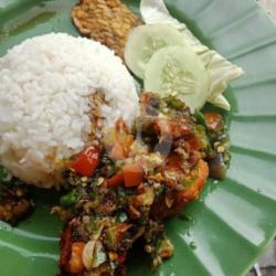 Ayam Sambal Pecak