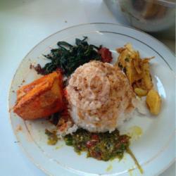 Nasi Ikan Tongkol Sayur