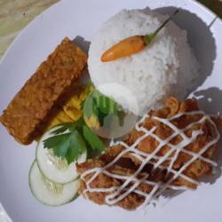 Nasi Ayam Kriuk Mayo Tempe