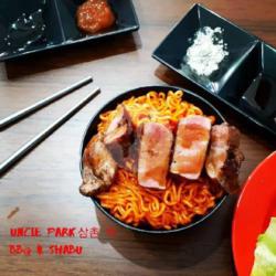 Mie Samjang   Wagyu (80gr) Dengan Saus Bulgogi / Blackpapper