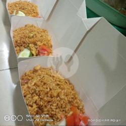 Nasi Goreng Ayam Bakso Telor Campur