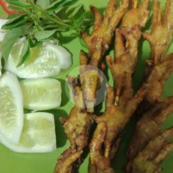Ceker Ayam Satu Tusuk