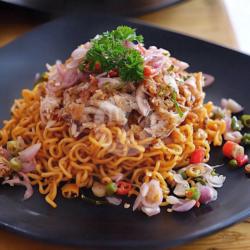 Mie Goreng   Ayam Krispy Sambel Matah