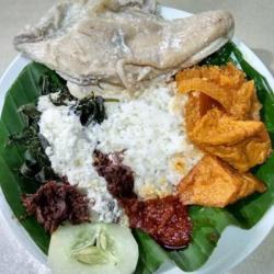 Gudeg Ayam Dada