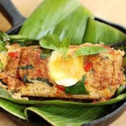 Nasi Bakar Tempe Telur Asin