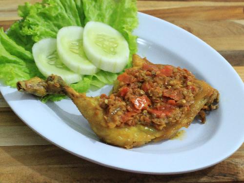 Ayam Penyet & nasi goreng Dapur Kita Ampera