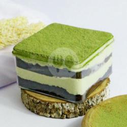 Matcha Dessert Box