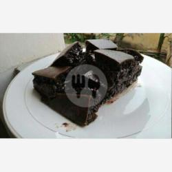 Martabak Brownies Kismis Susu