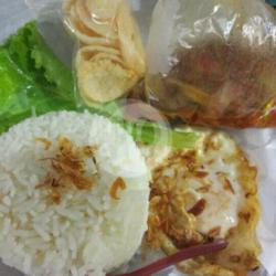 Bayi Cumi Sambal Goreng 30gr   Nasi