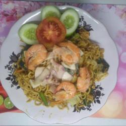 Mie Goreng Udang Dan Cumi