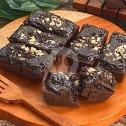 Kue Balok Coklat Lumer (kacang) 6pcs