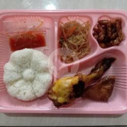 Nasi Uduk Bento Chicken Grill