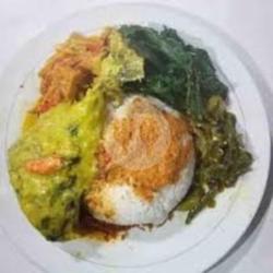 Nasi Gulai Tongkol Kuning