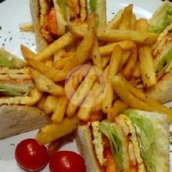 Sandwich   French Fries