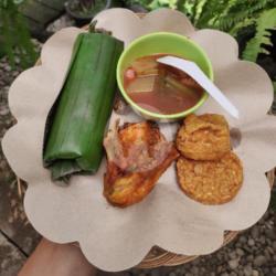 Nasi Timbel Ayam Kampung Goreng (dada)