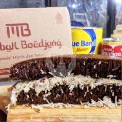 Martabak Manis Keju Kacang