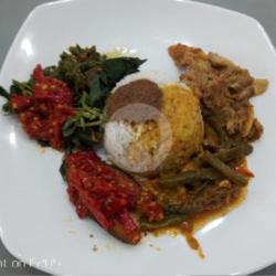 Nasi Padang Ikan Balado