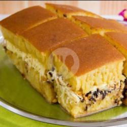 Martabak Manis Kombinasi