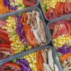 Garlic Chicken Salad Box