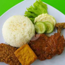 Nasi Putih   Ayam Penyet   Tahu Tempe