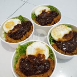 Rice Bowl Beef Katsu Saus Lada Hitam  Telor Ceplok