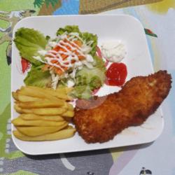 French Fries Katsu Salad