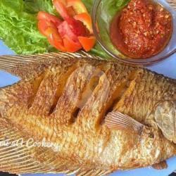 Ikan Gurame Goreng