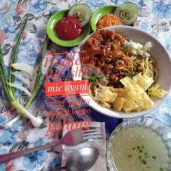 Mie Ayam Ceker Pedas Tanpa Tulang