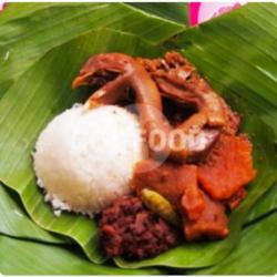 Nasi Gudeg Krecek Kepala