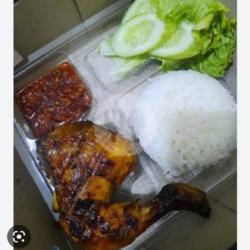 Nasi Box 1/ Ayam Bakar, Nasi, Lalap, Sambel