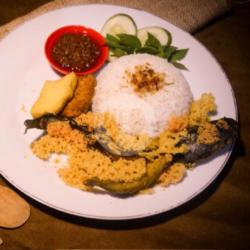 Nasi Lele Kremes