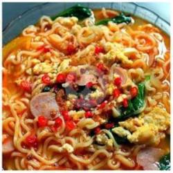 Indomie Pedas Bakso Ayam