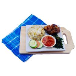 Nasi Serundeng Ayam Goreng