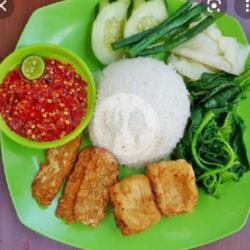 Tempong Tahu Tempe