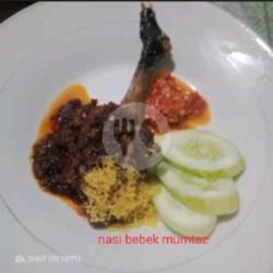 Bebek Aja Paha Bawah Bumbu Hitam Pedas