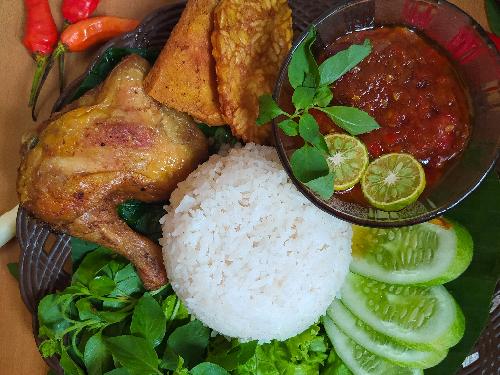 Daftar Harga Menu Delivery Ayam Bakar Madu Dan Ayam Goreng Cemong ...