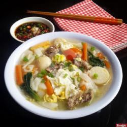 Kwetiau Kuah Bakso Sapi Pansit Rebus Daging Ayam