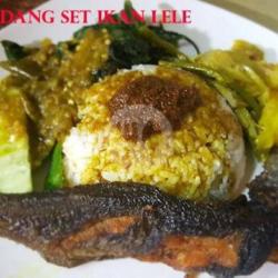 Nasi   Lele Goreng
