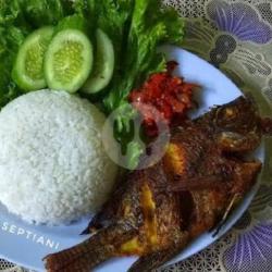 Paket Ikan Goreng Lalapan