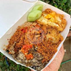 Nasi Kulit   Paru   Ayam Goreng   Telur Ceplok