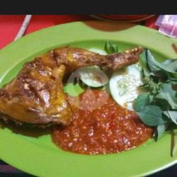 Ayam Goreng Pecak Tauge