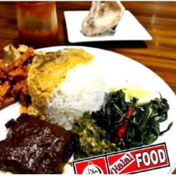 Nasi Padang Rendang Sapi