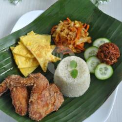 Paket Nasi Uduk Sayap Ayam Rica