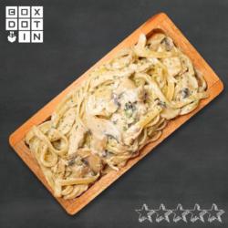 Creamy Mushroom And Chicken Pasta