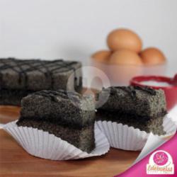 Cake Ketan Hitam Kukus